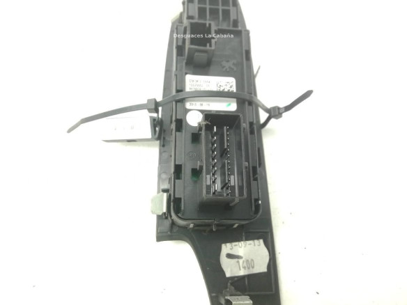  96788281ZD MANDO ELEVALUNAS PUERTA LAT DEL IZQ CITROEN C4 Grand Picasso II|Desguaces La Cabaña