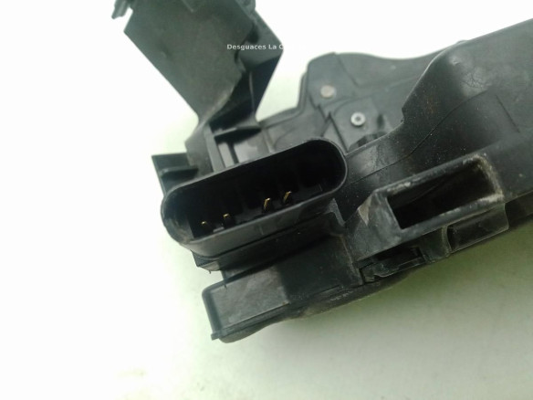  A0997304701 CERRADURA PUERTA LAT TRA IZQ MERCEDES BENZ CLASE C T-MODEL (S206)|Desguaces La Cabaña