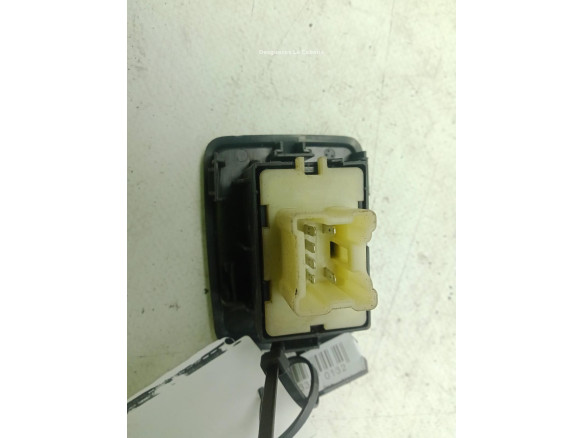   MANDO ELEVALUNAS PUERTA LAT DEL DER RENAULT KANGOO Express (FW0/1_)|Desguaces La Cabaña