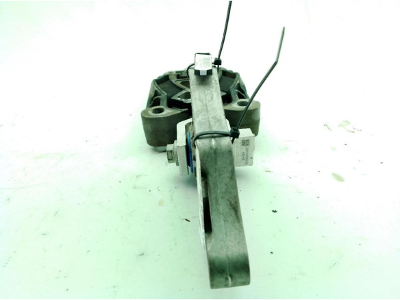 532F15 SOPORTE MOTOR INF FORD FOCUS IV (HN)|Desguaces La Cabaña