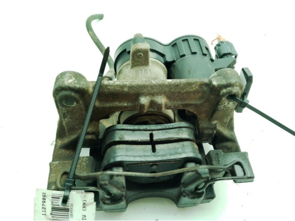 2D251 PINZA TRA IZQ FORD FOCUS IV (HN)|Desguaces La Cabaña