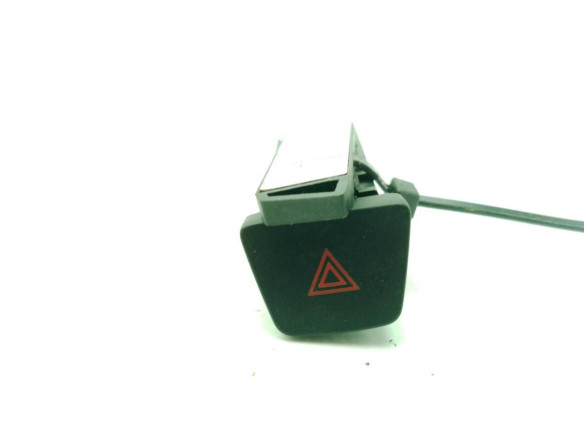 2228951 INTERRUPTOR WARNING FORD FOCUS IV (HN)|Desguaces La Cabaña
