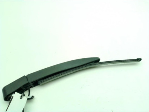 2206245 BRAZO LIMPIAPARABRISAS TRA PORTÓN FORD FOCUS IV (HN)|Desguaces La Cabaña