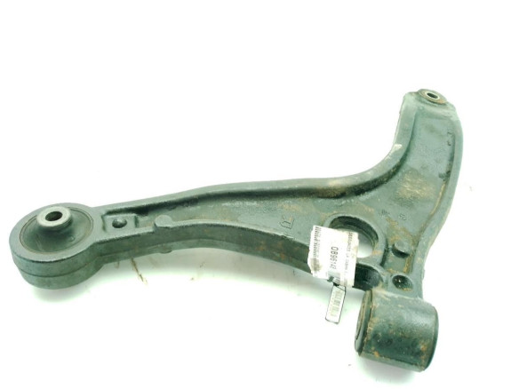 8200688875 BRAZO SUSPENSION DEL DER INF RENAULT MASTER III Caja/Chasis (EV, HV, UV)|Desguaces La Cabaña