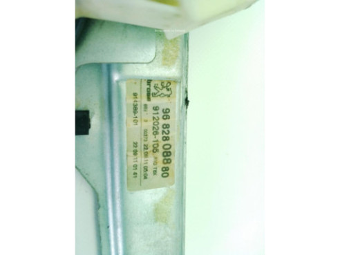 9682808880 ELEVALUNAS PUERTA LAT DEL DER PEUGEOT 5008|Desguaces La Cabaña