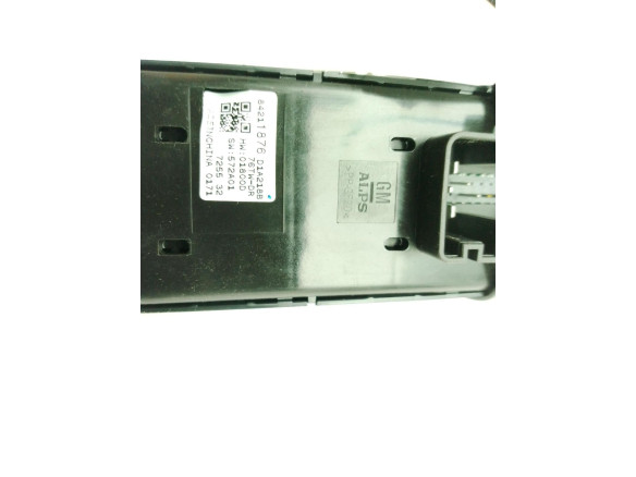 84210049, 84211876 MANDO ELEVALUNAS PUERTA LAT DEL IZQ OPEL INSIGNIA B Grand Sport (Z18)|Desguaces La Cabaña