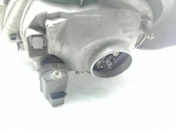 FARO DERECHO RENAULT TRAFIC II Furgón (FL)|Desguaces La Cabaña