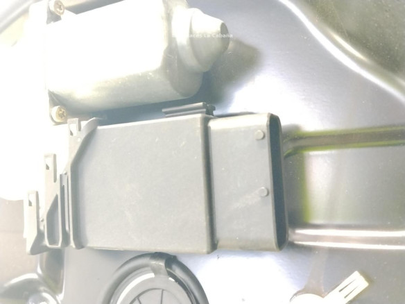   ELEVALUNAS PUERTA LAT DEL DER SEAT TOLEDO II (1M2)|Desguaces La Cabaña