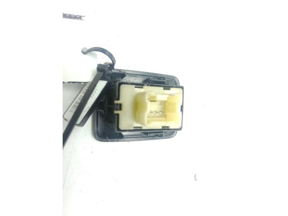   MANDO ELEVALUNAS PUERTA LAT DEL DER NISSAN NV300 Furgón (X82)|Desguaces La Cabaña