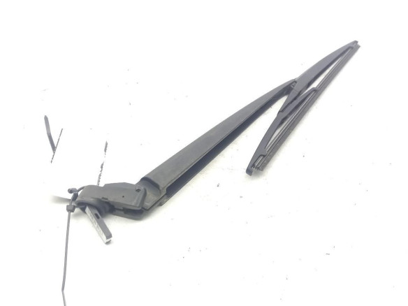   BRAZO LIMPIAPARABRISAS TRA PORTÓN MAZDA 6 Ranchera familiar (GJ, GL)|Desguaces La Cabaña