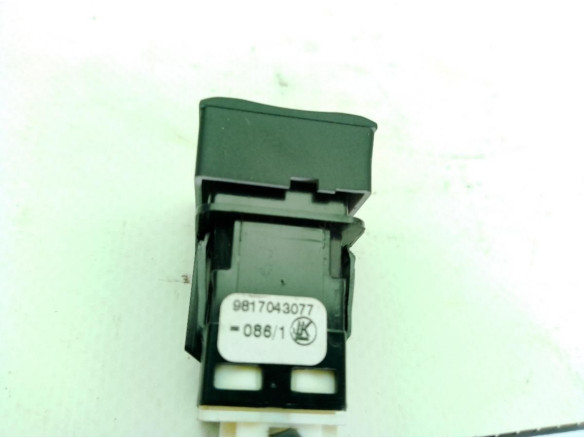 9817043077 INTERRUPTOR WARNING OPEL COMBO Limusina (X19)|Desguaces La Cabaña