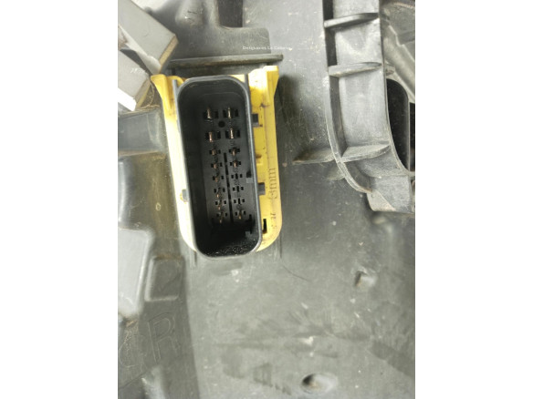 24056514 FARO DERECHO VOLVO FH II|Desguaces La Cabaña
