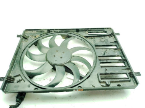 2213993 ELECTROVENTILADOR FORD FOCUS IV (HN)|Desguaces La Cabaña