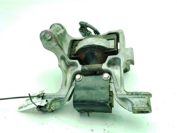 K3811 SOPORTE MOTOR DER MAZDA CX-3 (DK)|Desguaces La Cabaña