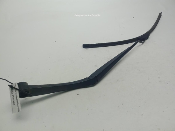   BRAZO LIMPIAPARABRISAS DEL IZQ HYUNDAI TUCSON (TL)|Desguaces La Cabaña