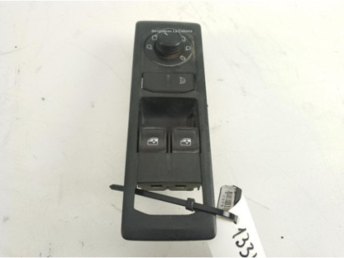 81255030380 MANDO ELEVALUNAS PUERTA LAT DEL IZQ MAN TGX II|Desguaces La Cabaña