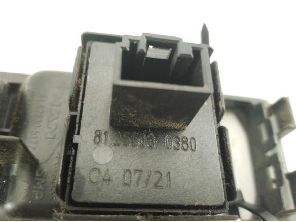 81255030380 MANDO ELEVALUNAS PUERTA LAT DEL IZQ MAN TGX II|Desguaces La Cabaña