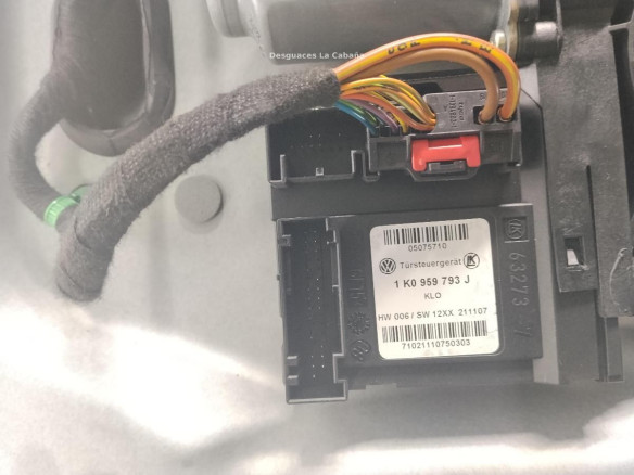   ELEVALUNAS PUERTA LAT DEL IZQ VW CADDY III Furgón (2KA, 2KH, 2CA, 2CH)|Desguaces La Cabaña