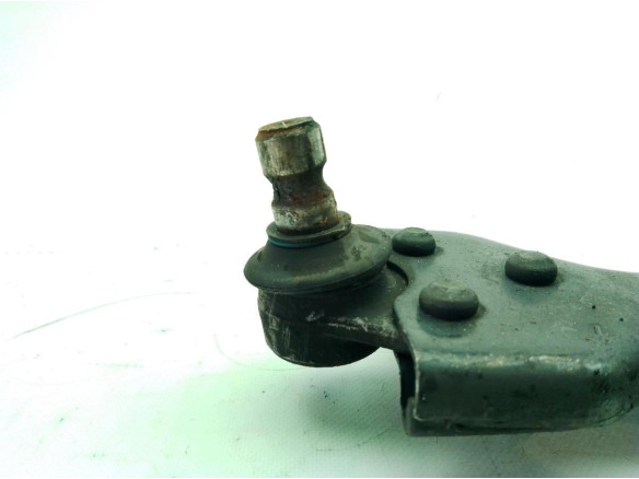 A6393300910 BRAZO SUSPENSION DEL DER INF MERCEDES BENZ VITO / MIXTO Furgón (W639)|Desguaces La Cabaña