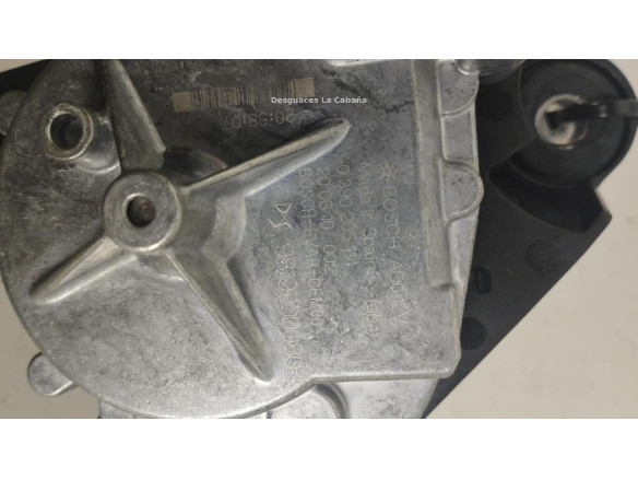 0390205114 MOTOR LIMPIAPARABRISAS TRA OPEL CORSA F|Desguaces La Cabaña