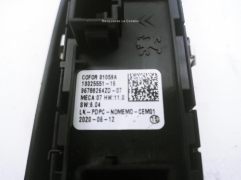 96788264ZD MANDO ELEVALUNAS PUERTA LAT DEL IZQ OPEL CORSA F|Desguaces La Cabaña