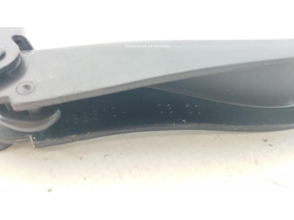 9822931880 BRAZO LIMPIAPARABRISAS DEL DER OPEL CORSA F|Desguaces La Cabaña