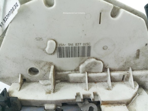CERRADURA PUERTA LAT DEL IZQ VW SCIROCCO (137, 138) |Desguaces La Cabaña
