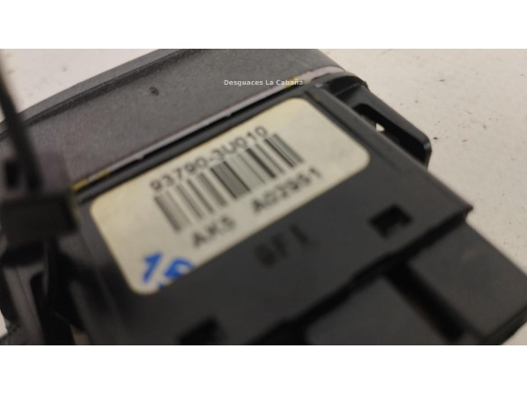 937903U010 INTERRUPTOR WARNING KIA SPORTAGE (SL)|Desguaces La Cabaña