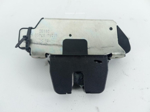 969463693 CERRADURA PORTON / TAPA MALETA PEUGEOT 2008|Desguaces La Cabaña