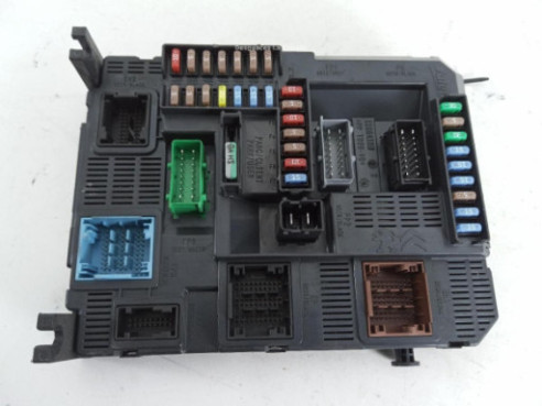 CAJA FUSIBLES INTERIOR (BSI)|Desguaces La Cabaña 2