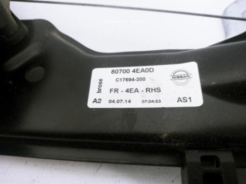 807004EA0D ELEVALUNAS PUERTA LAT DEL DER NISSAN QASHQAI II Todo terreno, cerrada (J11, J11_)|Desguaces La Cabaña
