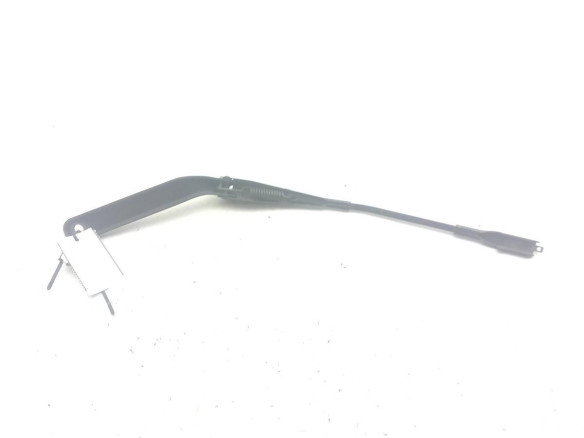 BRAZO LIMPIAPARABRISAS DEL DER BMW 1 (E81) |Desguaces La Cabaña