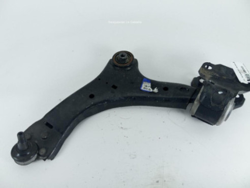 31317661 BRAZO SUSPENSION DEL IZQ INF VOLVO V60 (155, 157)|Desguaces La Cabaña