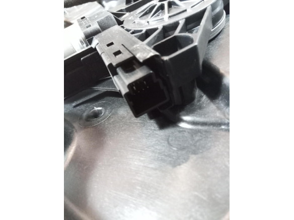 966264102 ELEVALUNAS PUERTA LAT TRA IZQ VOLVO V60 (155, 157)|Desguaces La Cabaña