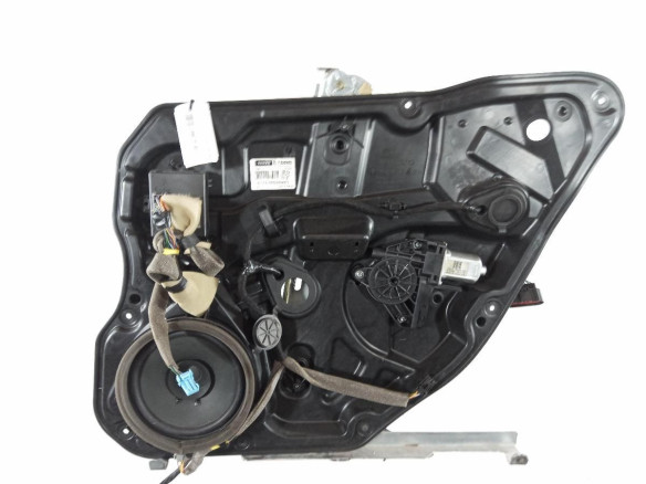 966265102 ELEVALUNAS PUERTA LAT TRA DER VOLVO V60 (155, 157)|Desguaces La Cabaña