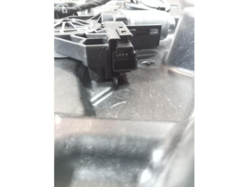 966265102 ELEVALUNAS PUERTA LAT TRA DER VOLVO V60 (155, 157)|Desguaces La Cabaña