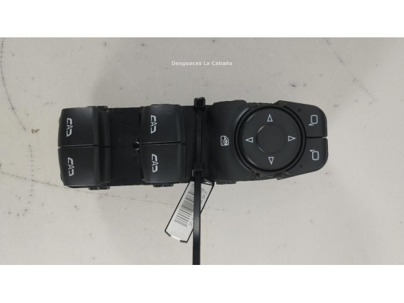 84210049 MANDO ELEVALUNAS PUERTA LAT DEL IZQ OPEL INSIGNIA B Grand Sport (Z18)|Desguaces La Cabaña