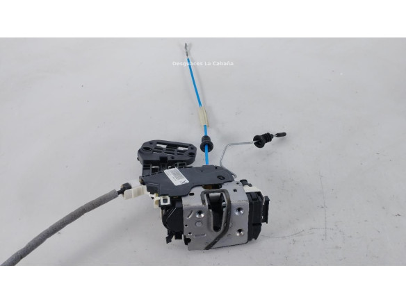 0004092367 CERRADURA PUERTA LAT TRA DER MERCEDES BENZ CLASE GLA (X156)|Desguaces La Cabaña