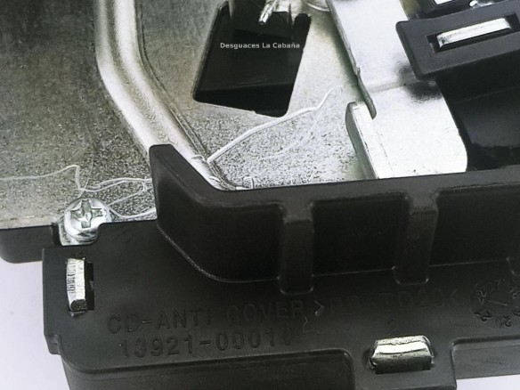 CERRADURA PORTON / TAPA MALETA KIA CEED (CD) |Desguaces La Cabaña