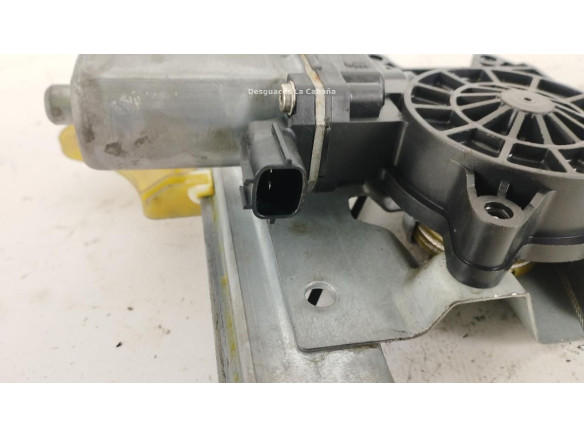 827010501R ELEVALUNAS PUERTA LAT TRA IZQ RENAULT CLIO IV Grandtour (KH_)|Desguaces La Cabaña