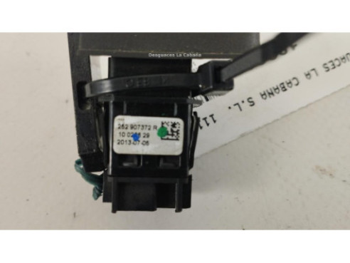 252907372R INTERRUPTOR WARNING RENAULT CLIO IV Grandtour (KH_)|Desguaces La Cabaña