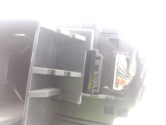 31343218 MANDO COMPLETO VOLVO V40 Cross Country (526) |Desguaces La Cabaña