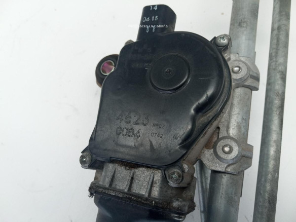 4623C004 MOTOR LIMPIAPARABRISAS DEL NISSAN QASHQAI II Todo terreno, cerrada (J11, J11_)|Desguaces La Cabaña