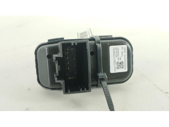 23343983 MANDO ELEVALUNAS PUERTA LAT TRA DER OPEL INSIGNIA B Grand Sport (Z18)|Desguaces La Cabaña