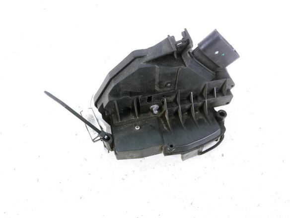 8A6AA21812BF CERRADURA PUERTA LAT DEL DER FORD FIESTA VI|Desguaces La Cabaña