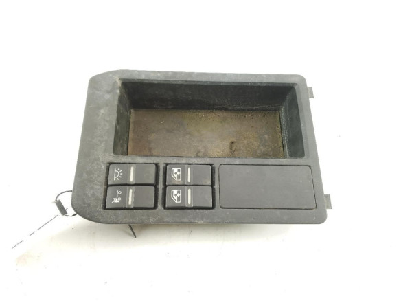 81617010316 MANDO ELEVALUNAS PUERTA LAT DEL IZQ MAN TGX|Desguaces La Cabaña