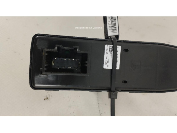 23333505 MANDO ELEVALUNAS PUERTA LAT DEL DER OPEL INSIGNIA B Grand Sport (Z18)|Desguaces La Cabaña