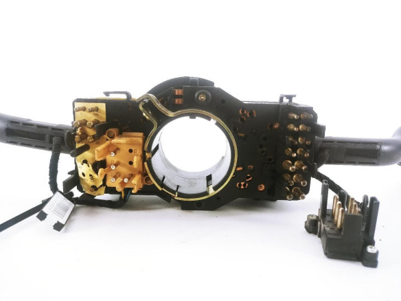 4D0953513 MANDO COMPLETO AUDI A4 Avant (8D5, B5)|Desguaces La Cabaña