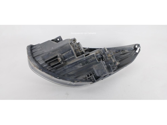 921022Y000 FARO DERECHO HYUNDAI ix35 (LM, EL, ELH)|Desguaces La Cabaña
