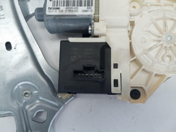 827306548R ELEVALUNAS PUERTA LAT TRA DER RENAULT MEGANE III Fastback (BZ0_)|Desguaces La Cabaña